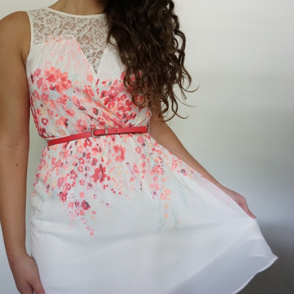 Spring / Summer Dress - Picture 3 of 4